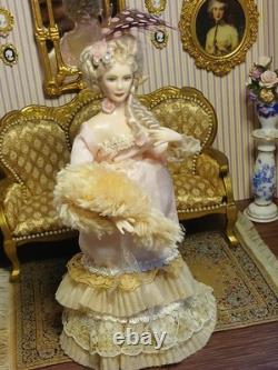 1/12 Porcelin Dolls House Doll! Beautiful