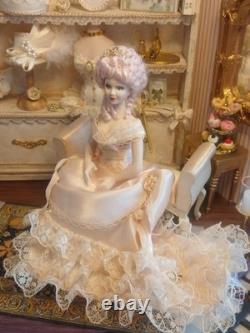 1/12 Porcelin Dolls House Doll. Beautiful