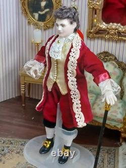 1/12 Porcelin Dolls House Doll. Beautiful. 16cm In Height