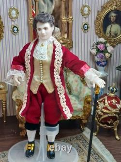 1/12 Porcelin Dolls House Doll. Beautiful. 16cm In Height