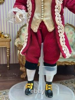 1/12 Porcelin Dolls House Doll. Beautiful. 16cm In Height