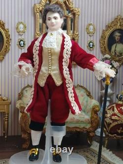 1/12 Porcelin Dolls House Doll. Beautiful. 16cm In Height