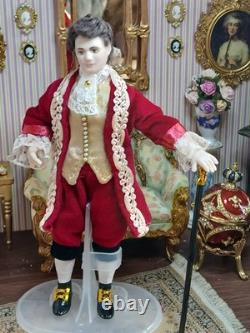 1/12 Porcelin Dolls House Doll. Beautiful. 16cm In Height