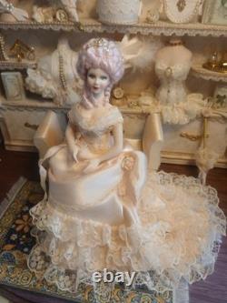 1/12 Porcelin Dolls House Doll. Beautiful