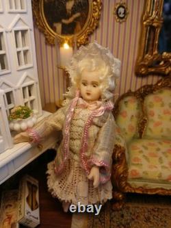 1/12 Porcelin Dolls House Doll Child