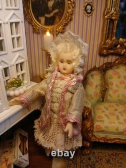 1/12 Porcelin Dolls House Doll Child