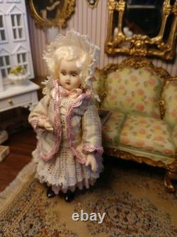1/12 Porcelin Dolls House Doll Child