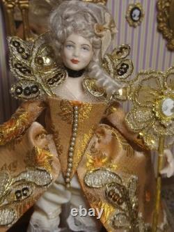 1/12 Porcelin Dolls House Doll! Collar Removable. Beautiful