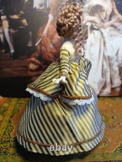 1/12 Porcelin Dolls House Doll Entertainer. 16cm In Height