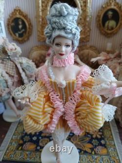 1/12 Porcelin Dolls House Doll. Exquisite