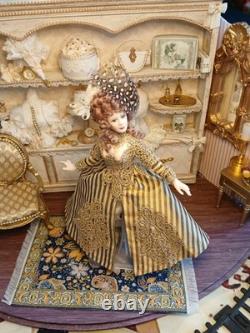 1/12 Porcelin Dolls House Doll. Exquisite. 16cm In Height