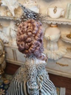 1/12 Porcelin Dolls House Doll. Exquisite. 16cm In Height