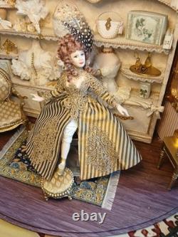1/12 Porcelin Dolls House Doll. Exquisite. 16cm In Height