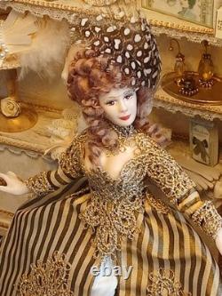 1/12 Porcelin Dolls House Doll. Exquisite. 16cm In Height