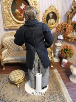 1/12 Porcelin Dolls House Doll. Rare. 15cm In Height