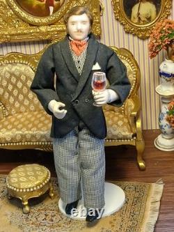 1/12 Porcelin Dolls House Doll. Rare. 15cm In Height