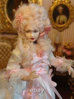 1/12 Porcelin Marie Antoinette Dolls House Doll