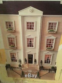 1/12 Scale Dolls House Emporium Wentworth Court 1899 Not Painted