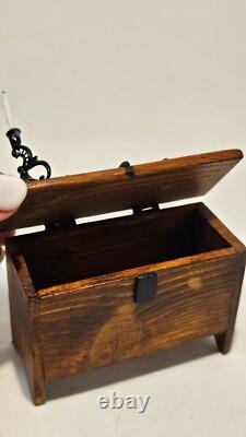 1/12th Scale Doll House Miniature, Furniture, Medieval, Ottoman ME9