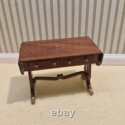 1/12th Scale Dolls House Side Table by Escutcheon miniatures RE28