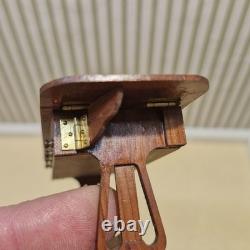 1/12th Scale Dolls House Side Table by Escutcheon miniatures RE28