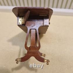 1/12th Scale Dolls House Side Table by Escutcheon miniatures RE28