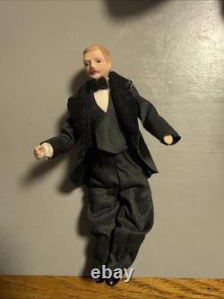 112th Scale Dolls House Miniatures Victorian Dolls Maid Chef Shopkeeper Toys