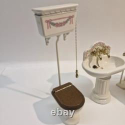 112th scale Dolls House, Bathroom Set By Bodo Hennig VEF74