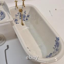 112th scale Dolls House, Bathroom Set by Anne Shepley VS01