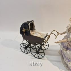 112th scale Dolls House, Quality Pram British made VS02