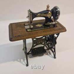112th scale Dolls House, Sewing Machine on Stand By Bodo Hennig VEF73