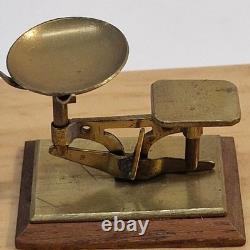 112th scale Dolls House, Solid Brass Working Scales Top Quality VS15