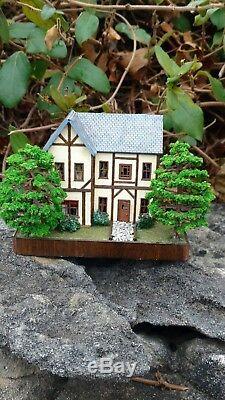 1144 scale Tutor House fully furnished and electrified! 1/144