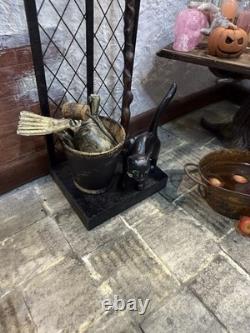 12th Scale Dolls House Miniatures Witch/Wizard/Spooky/Halloween