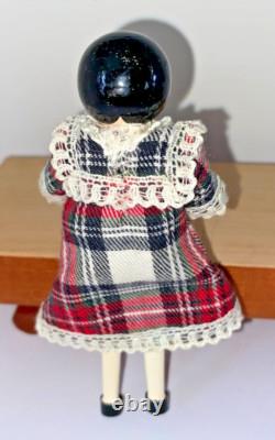 12th Scale Dollshouse Miniature Artisan Eric Horne Wooden Jointed Doll 4