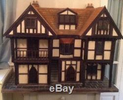 12th Scale Tudor Dolls House