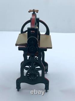 12th scale Dolls House The Mangle, Fully Working, Hand Made, Exclusive DHCG1