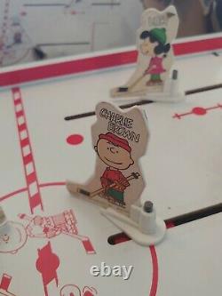 1972 Game Snoopy And His Pals The Peanuts Gang, Ice Hockey Game Complete