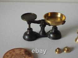 4. Barry Harris Kitchen scales Victoriana, Awesome little mini
