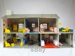 (6 Rooms Complete with Furniture) 1950s Marx Vintage Tin Dollhouse 116 Scale