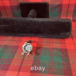 925 Stamped Sterling Silver Dolls House Chair. 20.6gm 7.5cm Tall