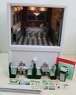 AG American Girl Mini's Illuma Room Lil's Diner, Accessories Mini Dollhouse