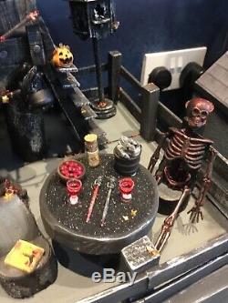 Amazing Spooky Dolls House