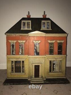 Antique Dolls House, A Rare Swan House. Collectors Item