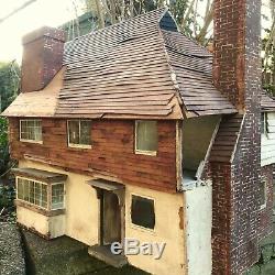 Antique Dolls House, A Wealdon (vernacular)16th Scale Model (A Rare Item)