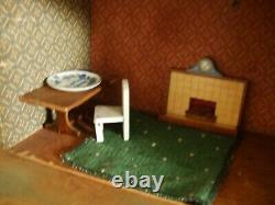 Antique Dolls House American Lithograph early 1900s plus furniture