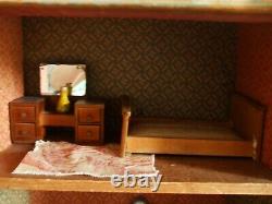 Antique Dolls House American Lithograph early 1900s plus furniture