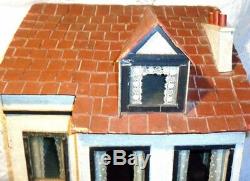 Antique Edwardian Circa 1900 Dolls House Original Exterior & Interior Paintwork