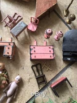 Antique Schoenhut Doll House with Original Furniture & 3 Rare Dolls