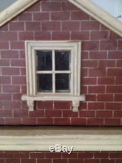 Antique Victorian/Edwardian Dolls House